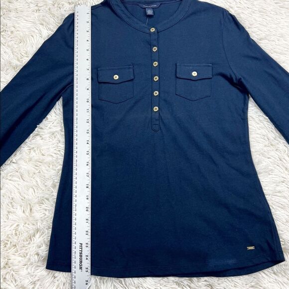 Tommy Hilfiger Navy Blue Roll Tab Sleeve Top Size Medium - Picture 5 of 8